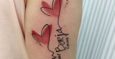 4 Tipografias para Tatuajes de Nombres Adrian y Borja con Globos Rojos en Brazo