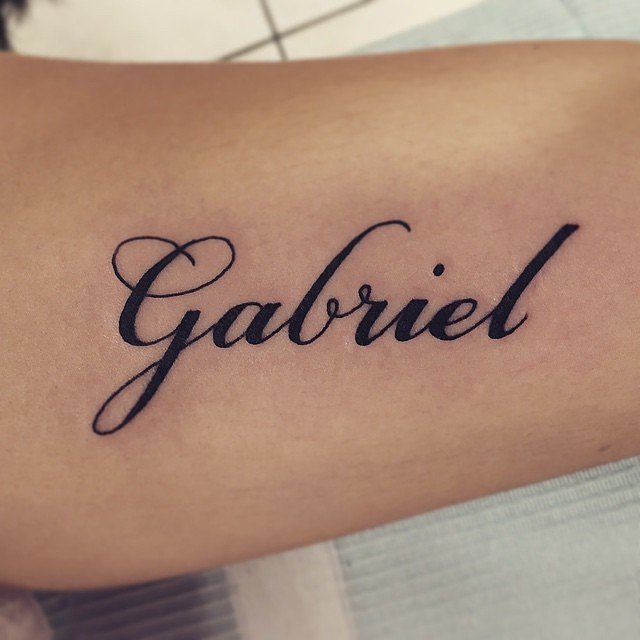 Tatuaggi con il vero nome di Gabriel