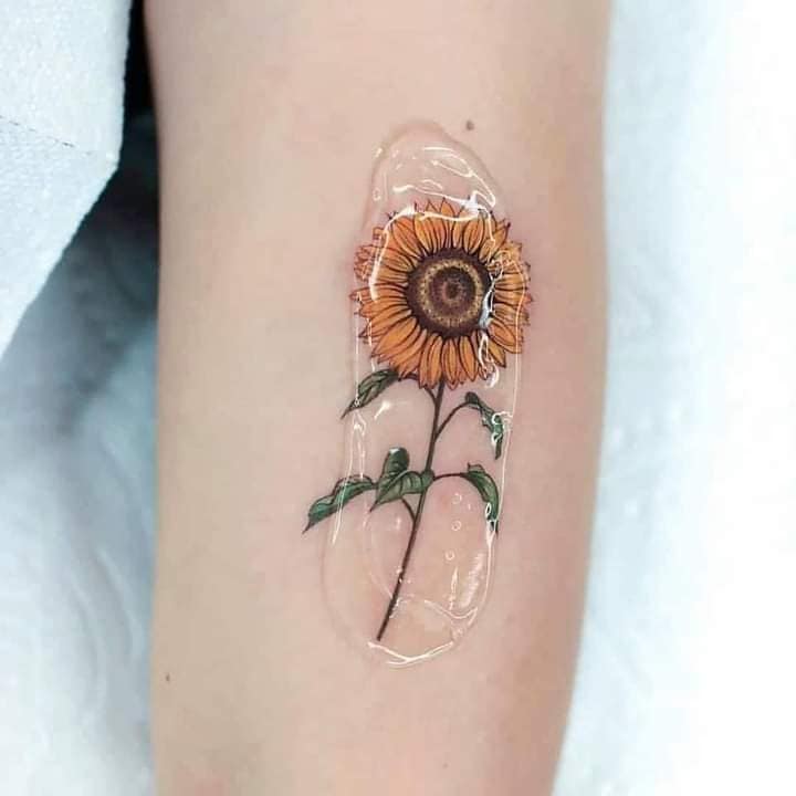 204 Really Beautiful Tattoos Women Sunflower perfectly executed on Small arm