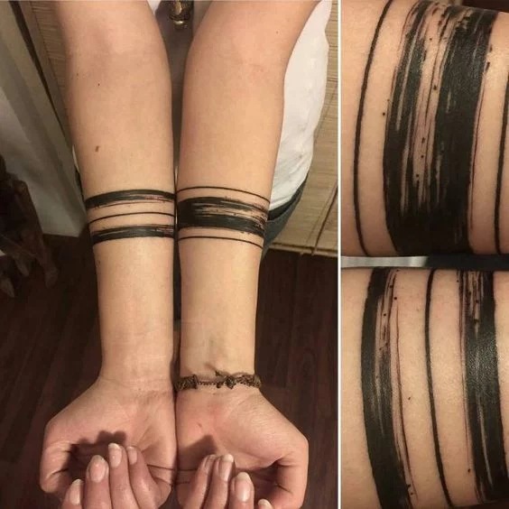 41 Tatuaggi di Braccialetti Braccialetti Linee nere come strisce gemellate
