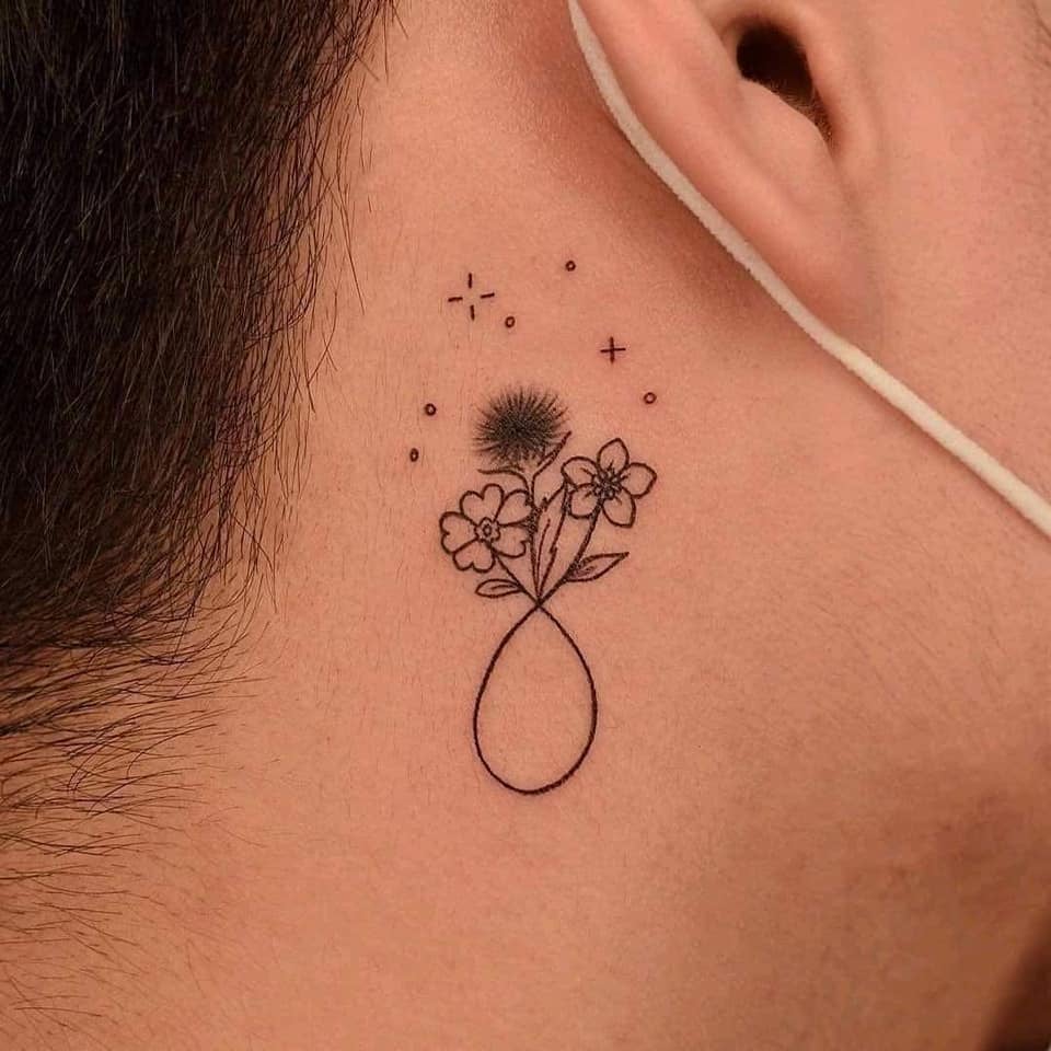 3 TOP 3 Under the Ear Half infinity with delicate outline of flowers and small stars