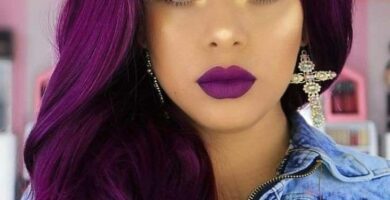 2311 Lèvres de ton de cheveux longs violets