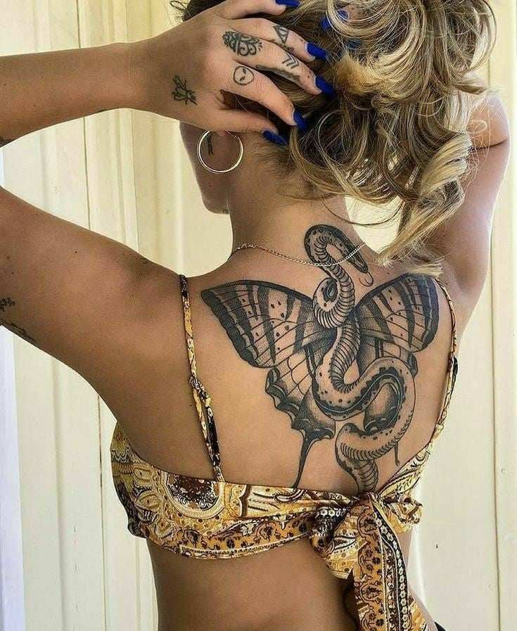 2 TOP 2 Tattoos on the Back of a Woman Large Black Snake Butterfly on the upper part of the back