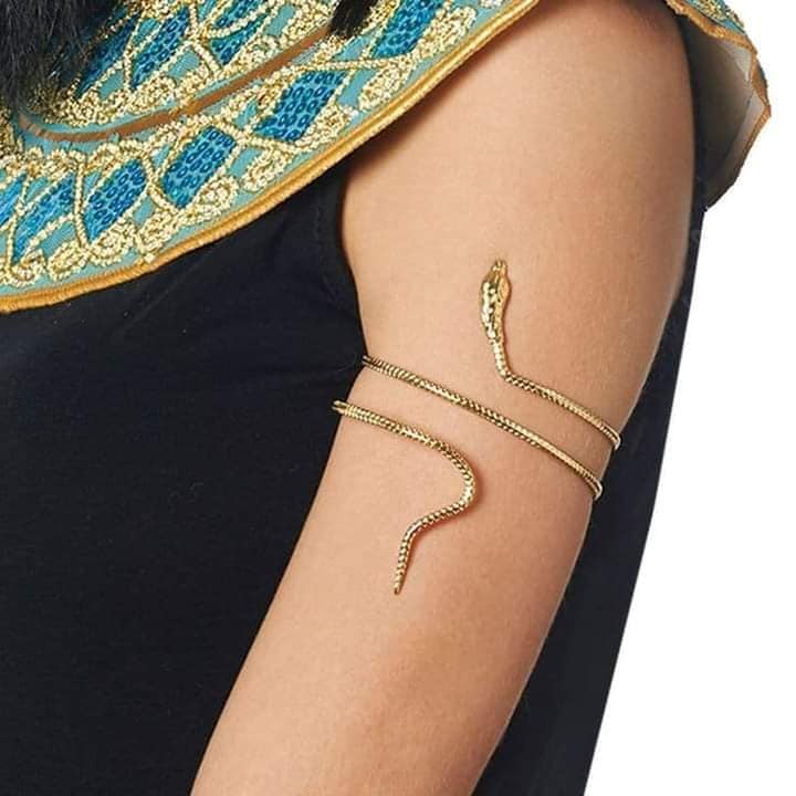Fine golden Snake bracelet for arm