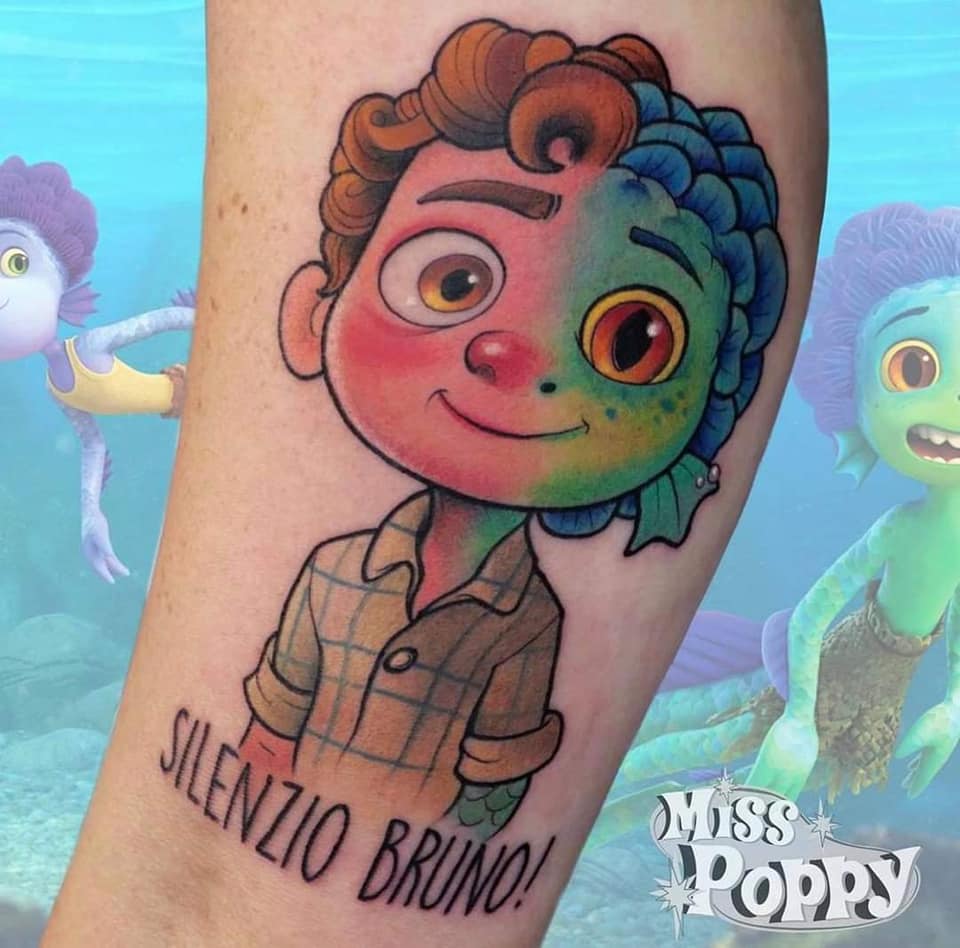 1 TOP 1 Miss Poppys Disney Happy Tattoos Silenzio Bruno mitad cara de reptil mitad cara de humano Luca