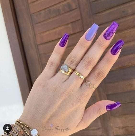 11 Unas Largas de Colores Violeta Violeta con Glitter Violeta Brillante