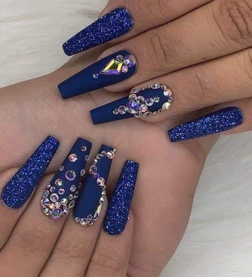 31 Long Blue Nails with brilliant rhinestones