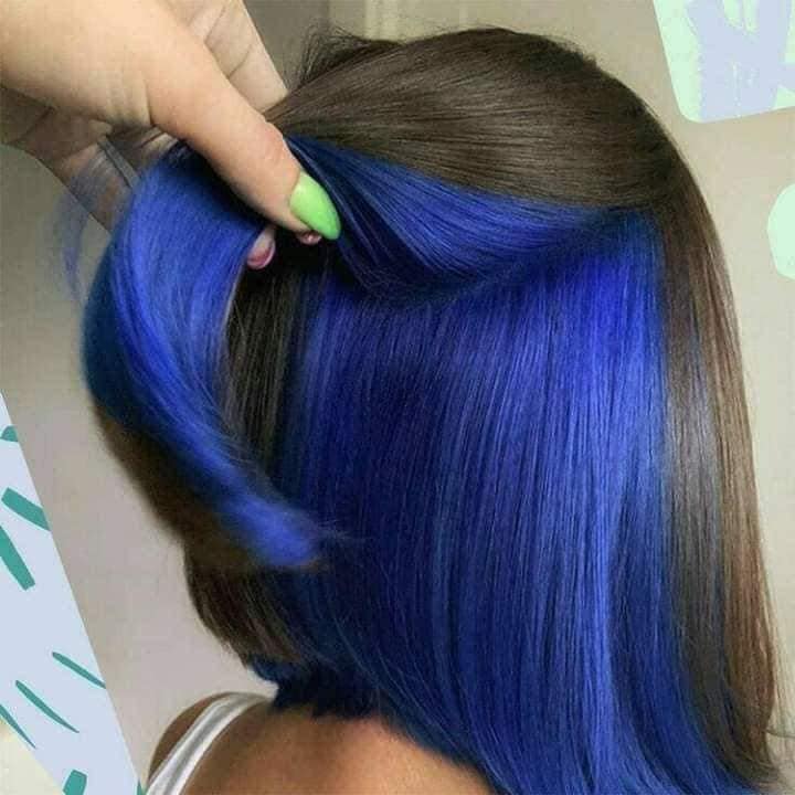 Two-tone hair Underlights Brown and blue