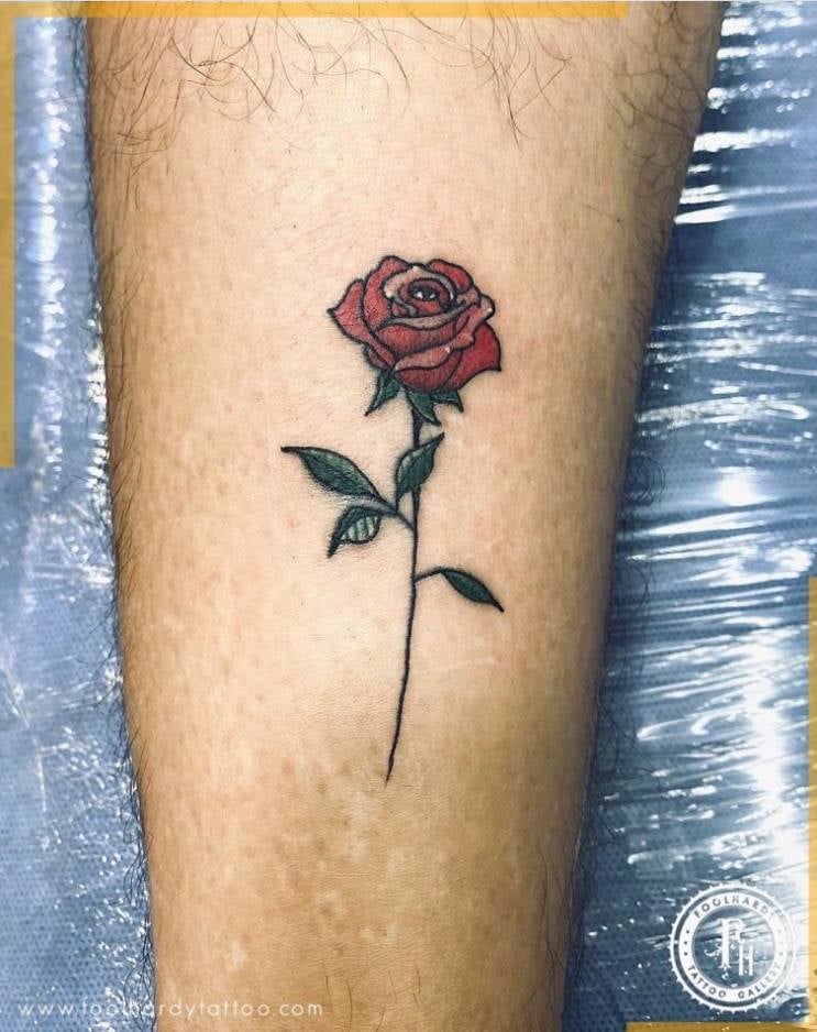 galeria de tatuagem imprudente Rosa vermelha única com haste