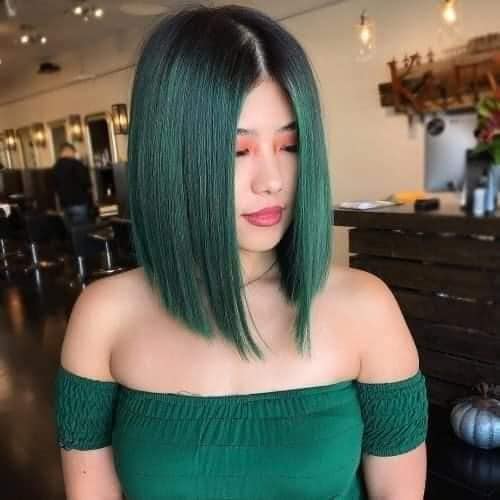 11 Green Hair Color Carre medium hairstyle