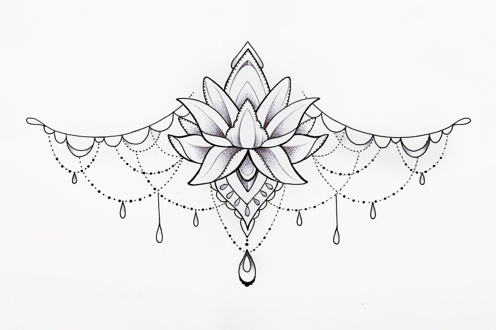 35 Tattoo-Skizzenvorlagen, Lotusblume mit hängenden Ornamenten