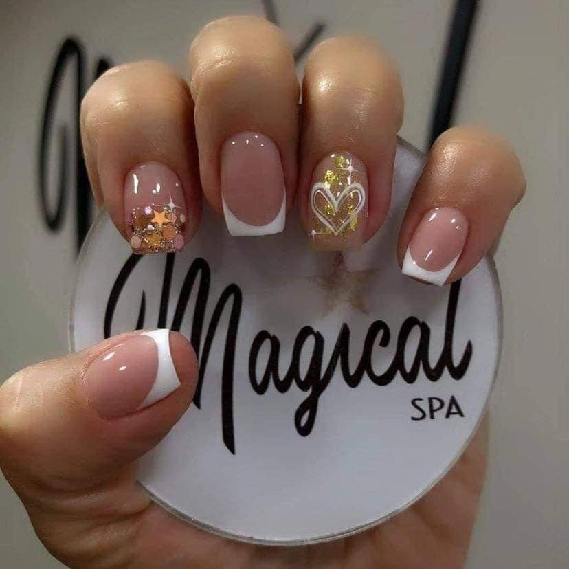 56 Design of Short Magical Spa Nails étoiles roses or papier foi coeur blanc
