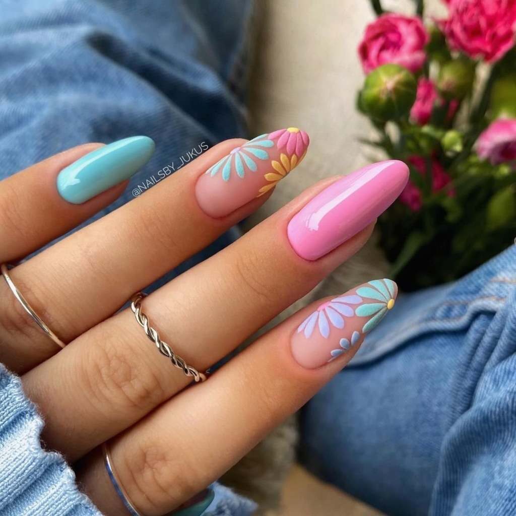 66 Decorated Nails Roses with flowers in relief light blue fuchsia yellow