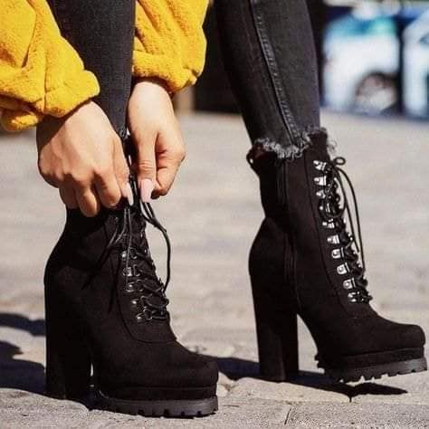 8 Black Women's Ankle Boots with laces in front black jeans outfit
