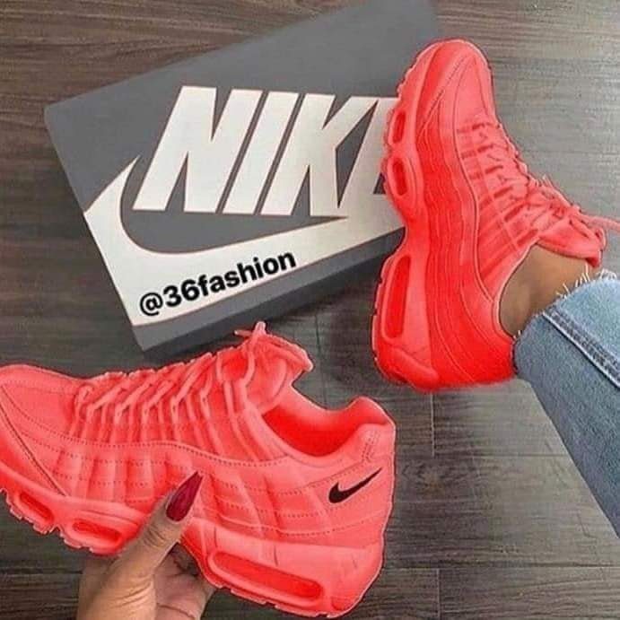 87 Nike Chaussures Rouge Orange