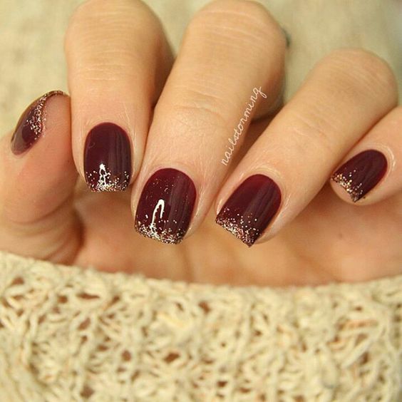14 Simple Wine Nails With A Brilliant Smile Line
