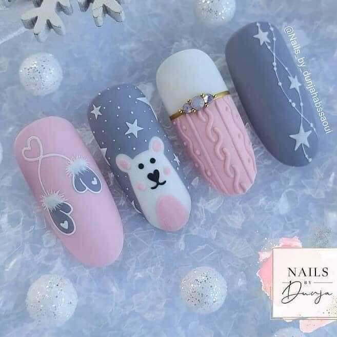 19 Unas Navidenas con motivos para ninas rosadas y gris cemento con estrellas oso corazones guantes de nieve anillo dorado con piedras