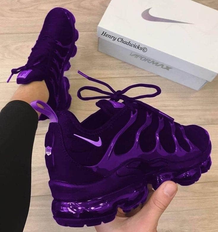 2 TOP 2 Nike Air Vapormax Plus Purple Chaussures de tennis violettes avec semelle en caoutchouc avec chambre à air amortissante