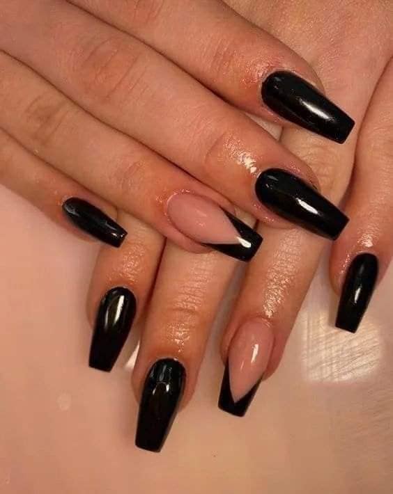 22 Shiny black nails with diagonal pink skin-colored parts