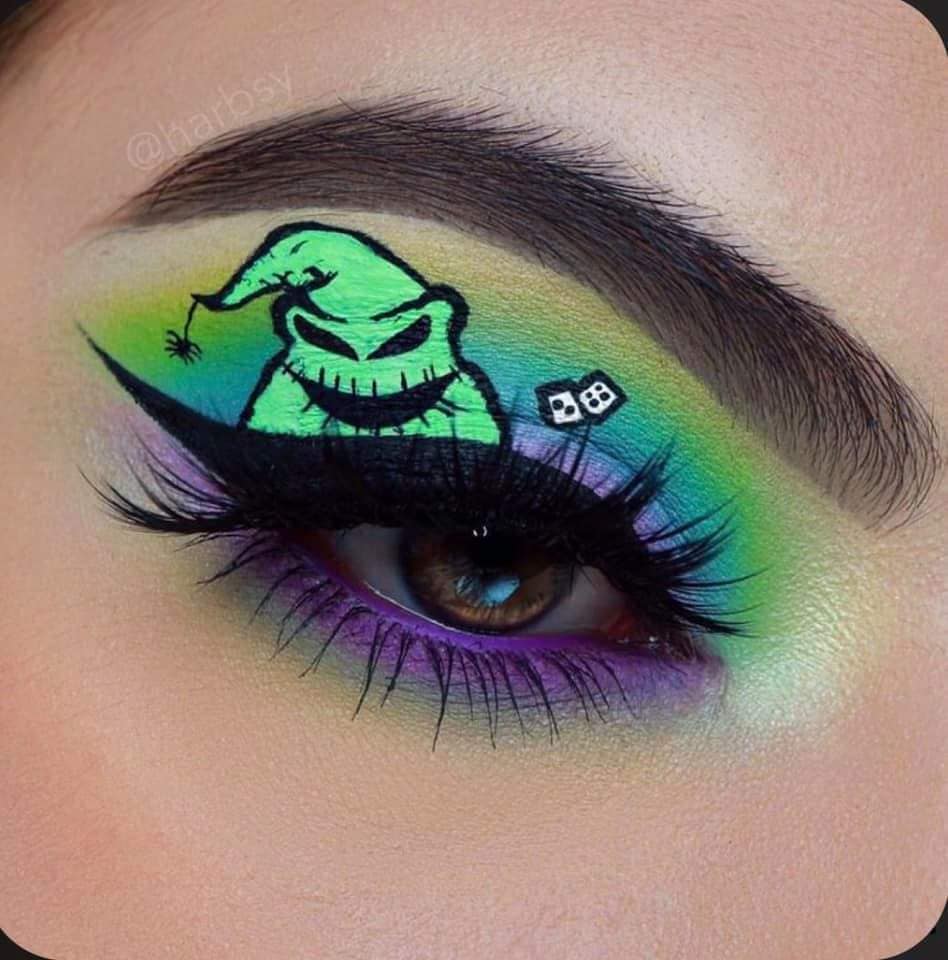 3 TOP 3 Green Ghost Halloween Makeup on given eyelids and violet eye contour