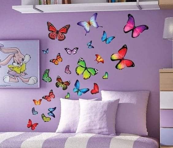 1 TOP 1 Children's Room Decoration Colored Butterflies Sheets at the head of the bed wall painted purple padded in tone with white
