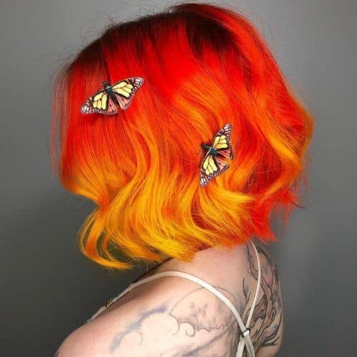 13 Cabello Tono Naranja Rojo Fuego Degrade en cabello corto desde rojo obscuro a naranja y amarillo en las puntas 13 Cabello Tono Naranja Rojo Fuego Degrade en cabello corto desde rojo obscuro a naranja y amarillo en las puntas