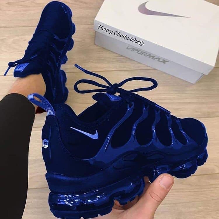 2 TOP 2 Blue Nike Air Vapormax Plus Tennis Shoes with Shock-Absorbing Air Chamber