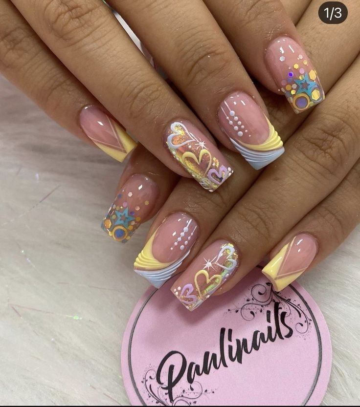 336 Nails with Drawings Hearts Stars Triangles gold glitter Pink Base