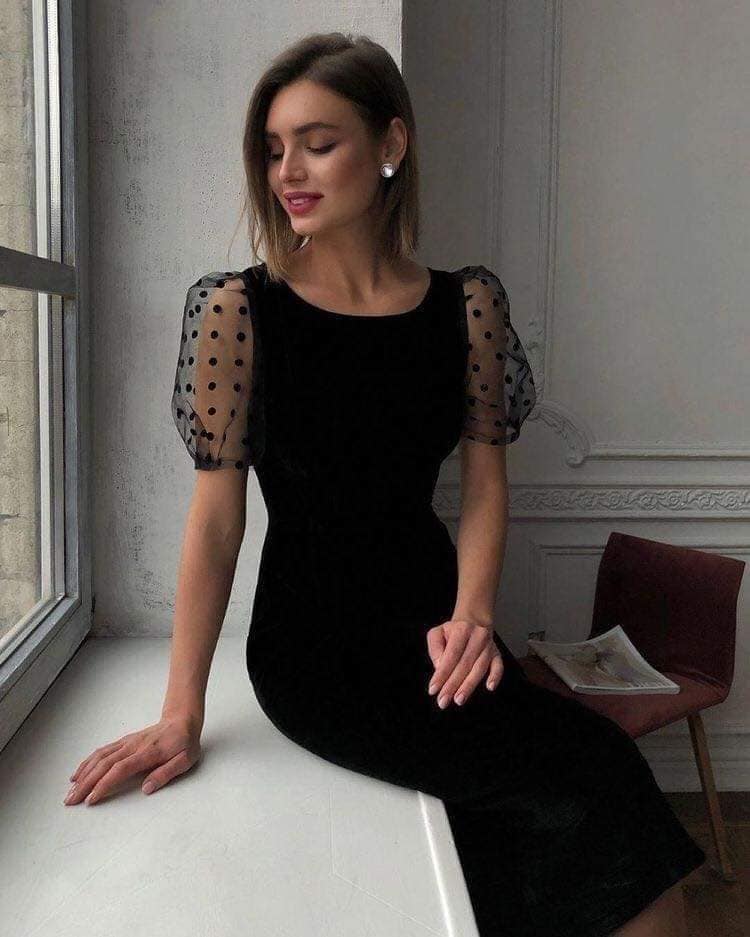 67 schwarze Kleiderideen Kleid mit transparenten Ärmeln