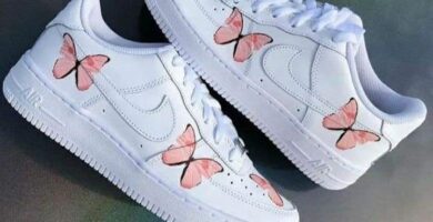 779 Tenis Zapatillas para Mujeres Nike Blancas con Detalles Agregados de Mariposas Rosas
