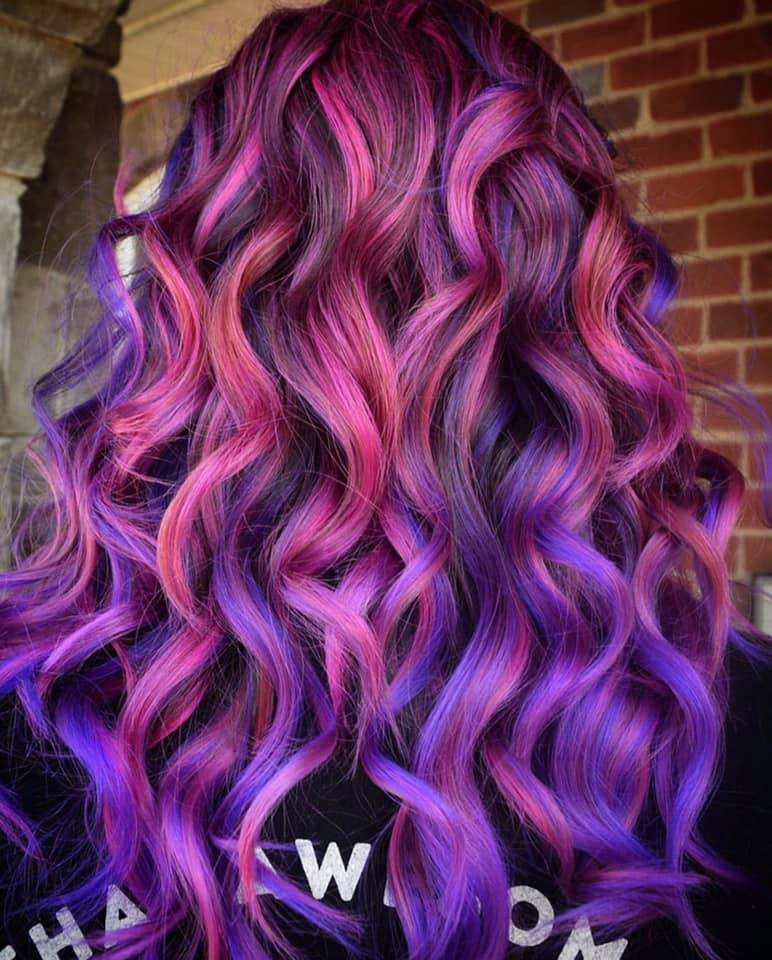 86 Ideas de Color para Cabello Ondulado Reflejos o Mechas Violeta azul 86 Ideas de Color para Cabello Ondulado Reflejos o Mechas Violeta azul