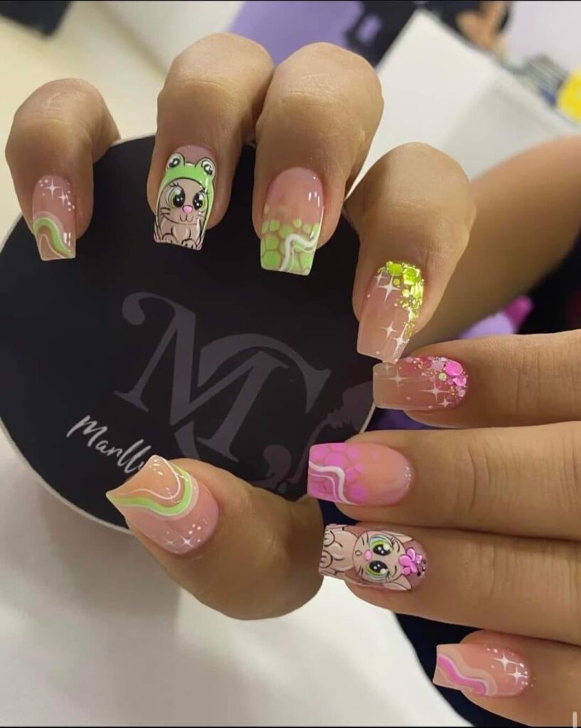 92 Nails with Drawings Natural Color with drawing of mouse with frog ears stars for girls