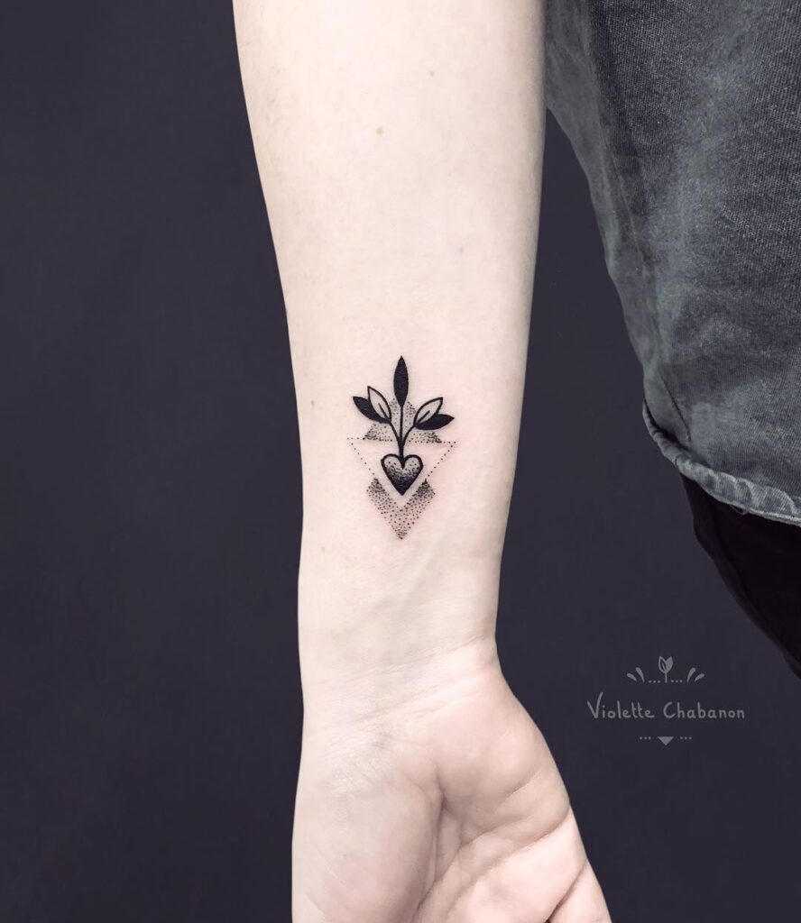 70 Tatuaggio nero sul polso cuore germoglio di triangoli di foglie in piccolo puntinismo minimalista