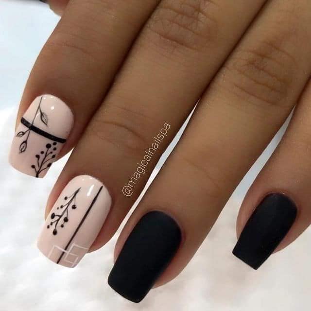 8 Elegant Black and White Nails with lines and drawings of twigs with leaves and dotted flowers