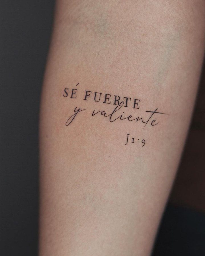 66 phrases courtes pour les tatouages Soyez fort et courageux