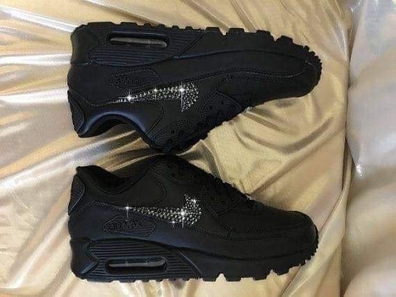 1 TOP 1 Black Nike Tennis Shoes with Shiny Logo and Air Chamber