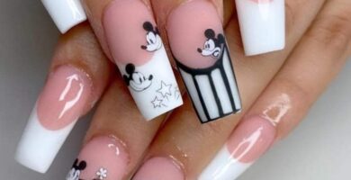 1200 Caricaturas en Unas Personajes de Disney Mickey Mouse Caricatura antigua en rosa y blanco