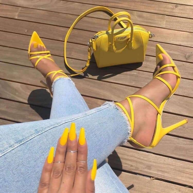 30 Some Shoes and a Bag in a yellow tone