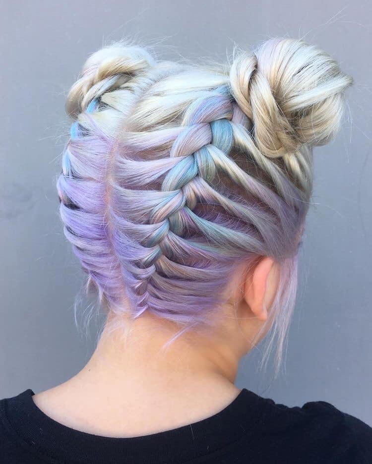 112 Trenzas Anchas de Colores en la gama de los blancos violetas y celestes 112 Trenzas Anchas de Colores en la gama de los blancos violetas y celestes