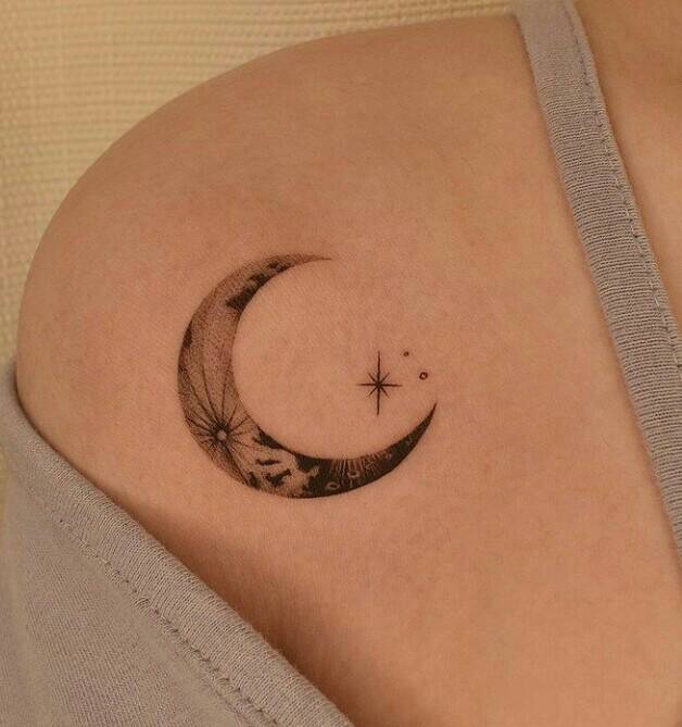 136 Simple Small Tattoos Moon with Star on Shoulder Blade