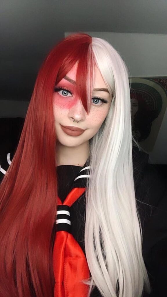 85 Partie de cheveux bicolore rouge et blanc raide long