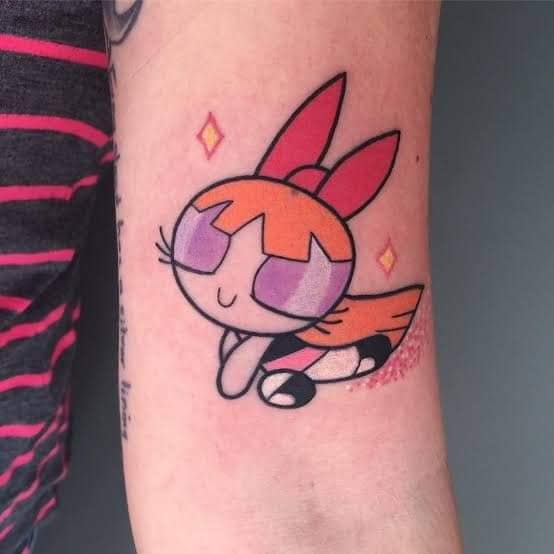 19 Tattoos der Powerpuff Girls Bombon auf dem Arm