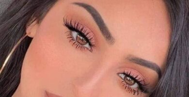 70 MakeUp Sombra de Ojos color Rosado Ojos Marrones