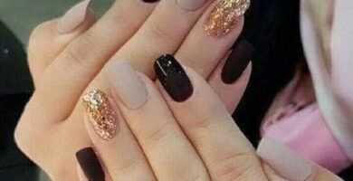 279 HERMOSAS UNAS NUDE acrilicas de gel con una en el dedo angular brillante