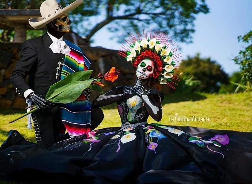 96 La Catrina costumes catrin and catrina with skeleton details on the face colorful eyes black dress with details of colored lilies and headband of white lilies and red flowers