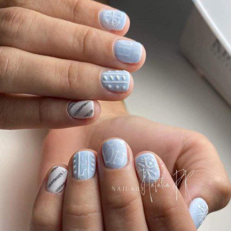 14 Short Christmas Nails in light nude blue and Christmas decoration in white