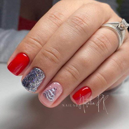 23 Short Christmass in red with metallic glitter and tree