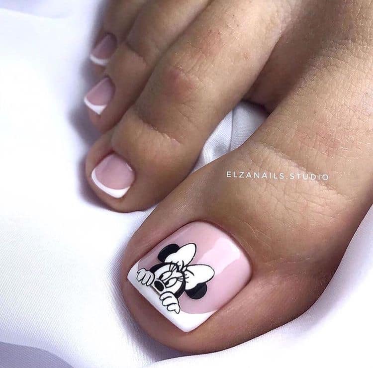58 Mickey and Minnie Pedicures in French Pedicure