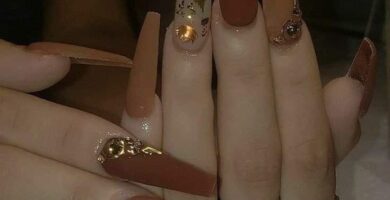 205 UNAS CAFE con diferentes tonos y pegatinas de hojas color oro