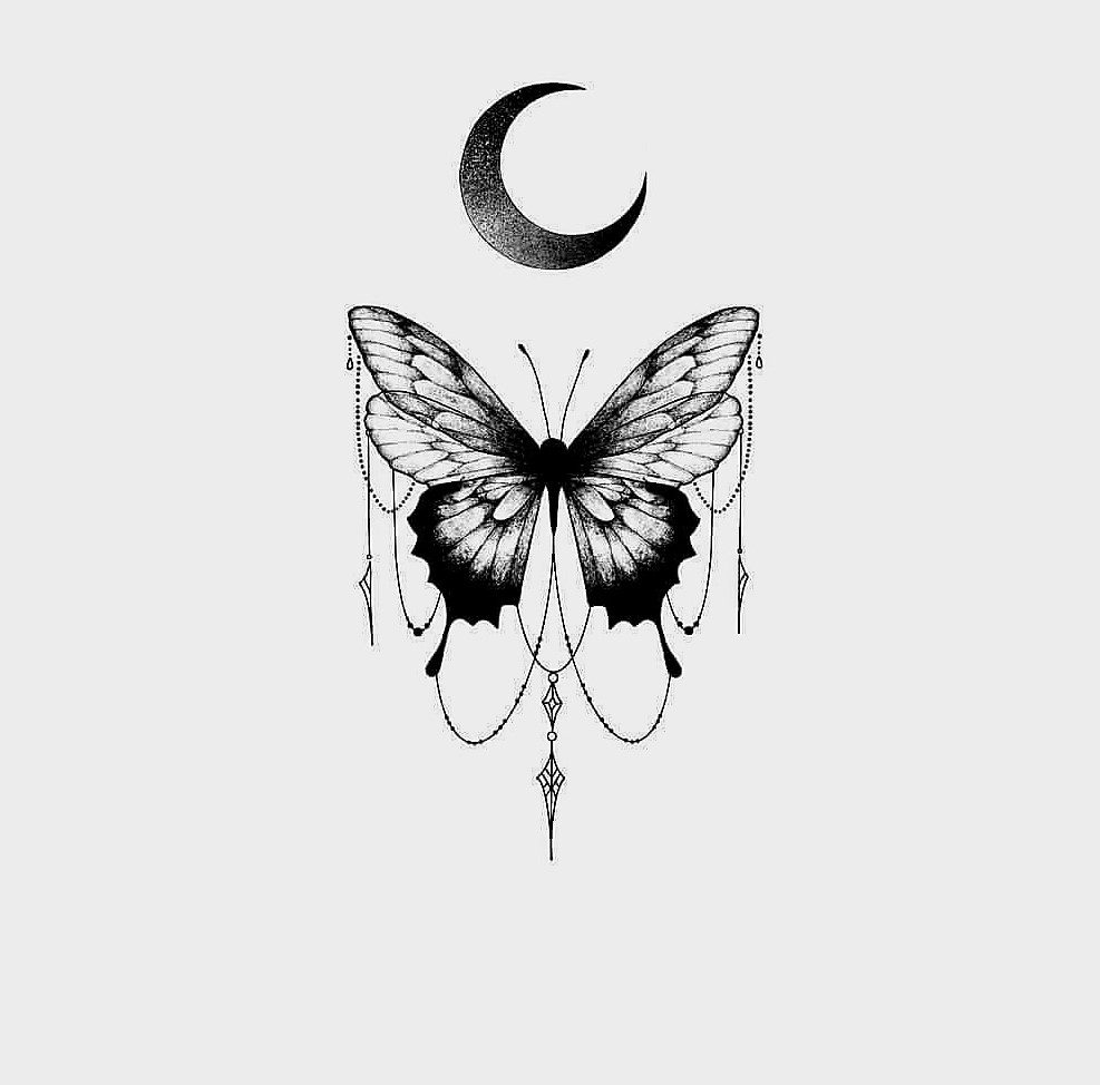 92 Tatuaggio farfalla nera con pendenti e dettaglio luna sulla parte superiore 1